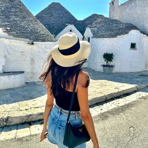 Meet your Posher, Sara